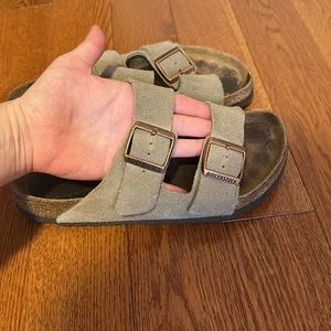 Birkenstock Arizona Taupe size 37 soft foot bed, medium width